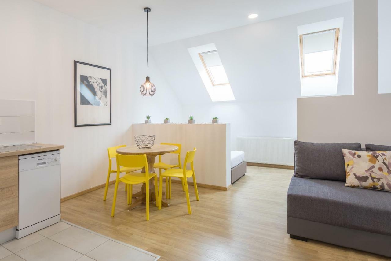 Apartmani Mursa أوسييك المظهر الخارجي الصورة
